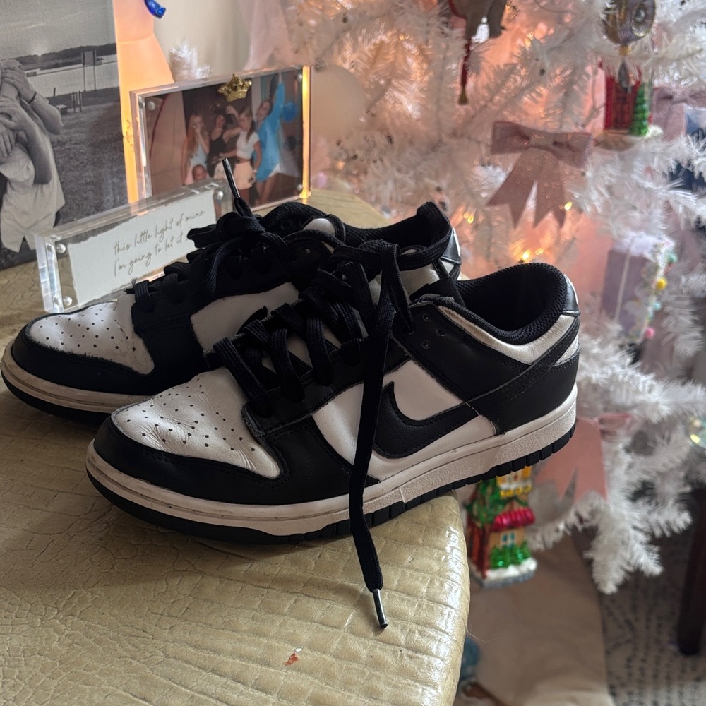 Nike Black and White Athletic Shoes
